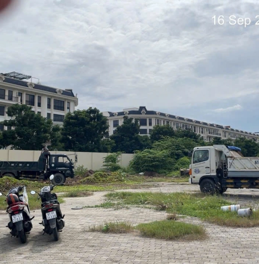 Bảng giá san lấp mặt bằng năm 2025